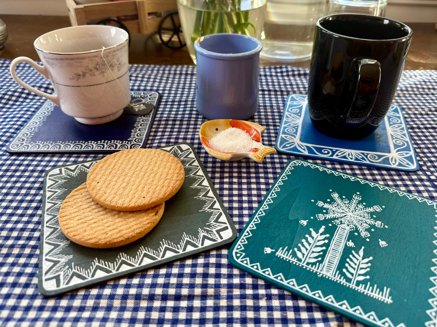 Versatile wooden tile: Sun